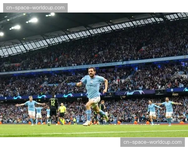 B席荣获欧冠三月最佳球员，其在半决赛的表现获认可