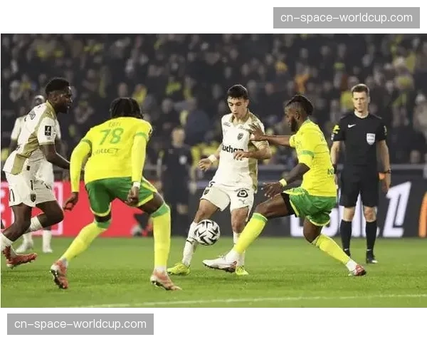 专栏观点：高位压迫的盛行，正悄然改变法甲门将的选拔与技术标准