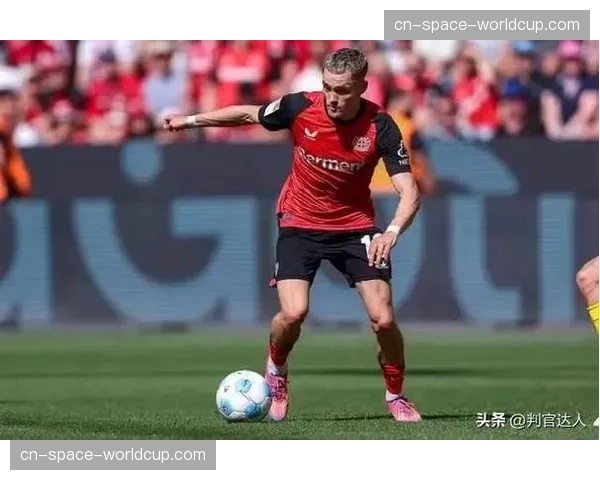 战术评论：解析四月德甲赛场兴起的“伪九号边置”新趋势